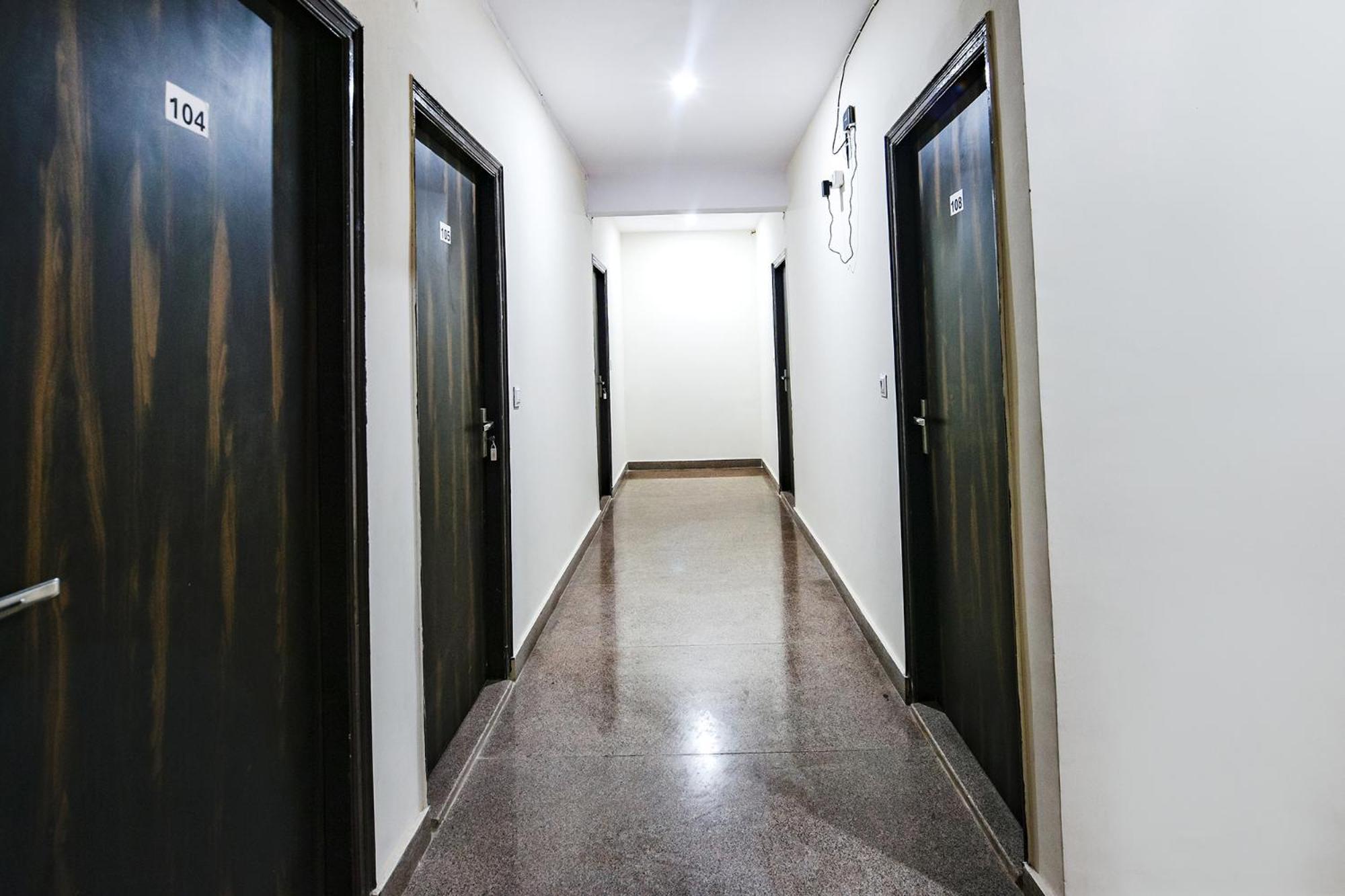 Fabhotel The Yashobhumi Near Yashobhoomi Convention Centre 德里 外观 照片