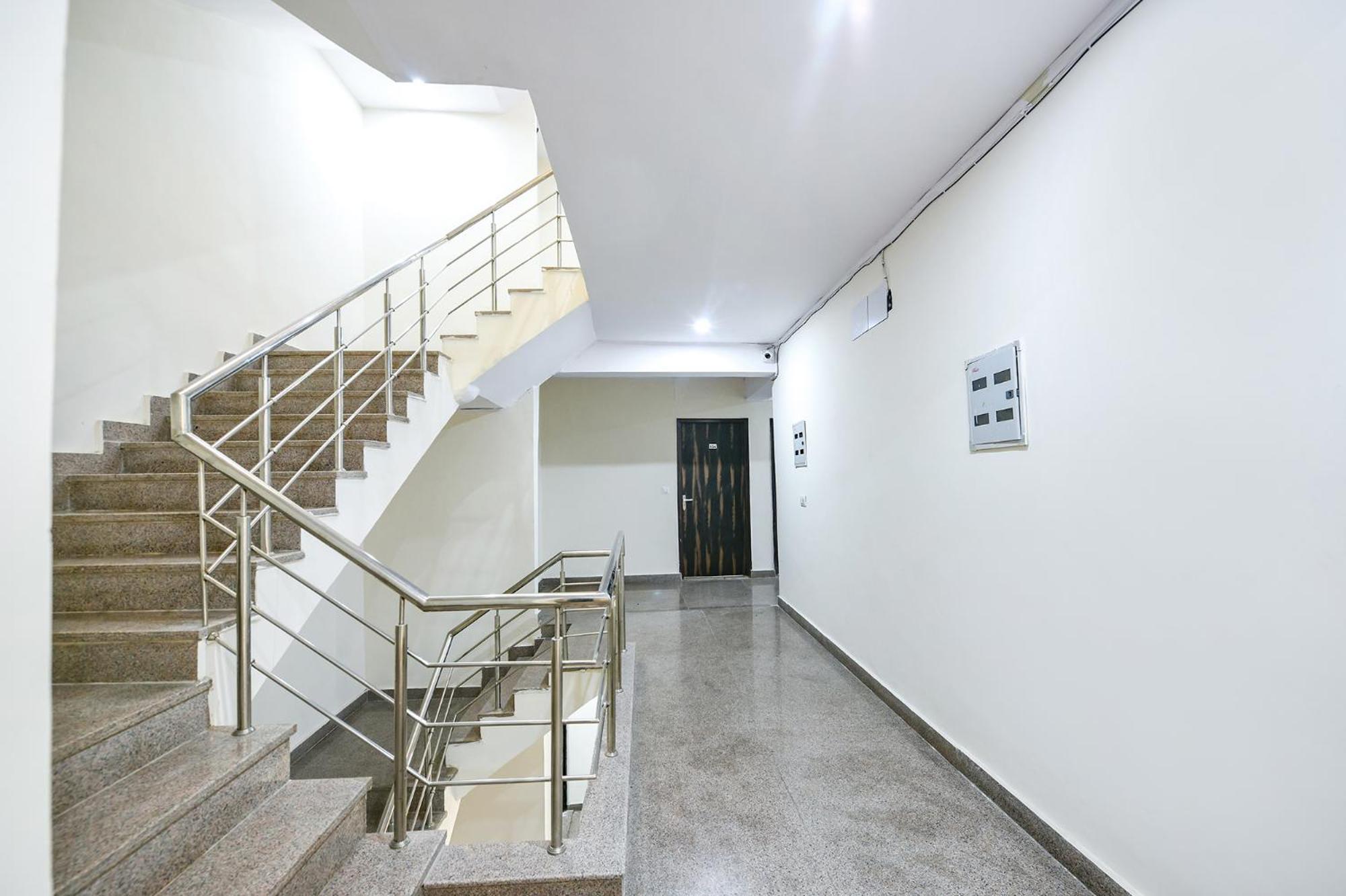 Fabhotel The Yashobhumi Near Yashobhoomi Convention Centre 德里 外观 照片